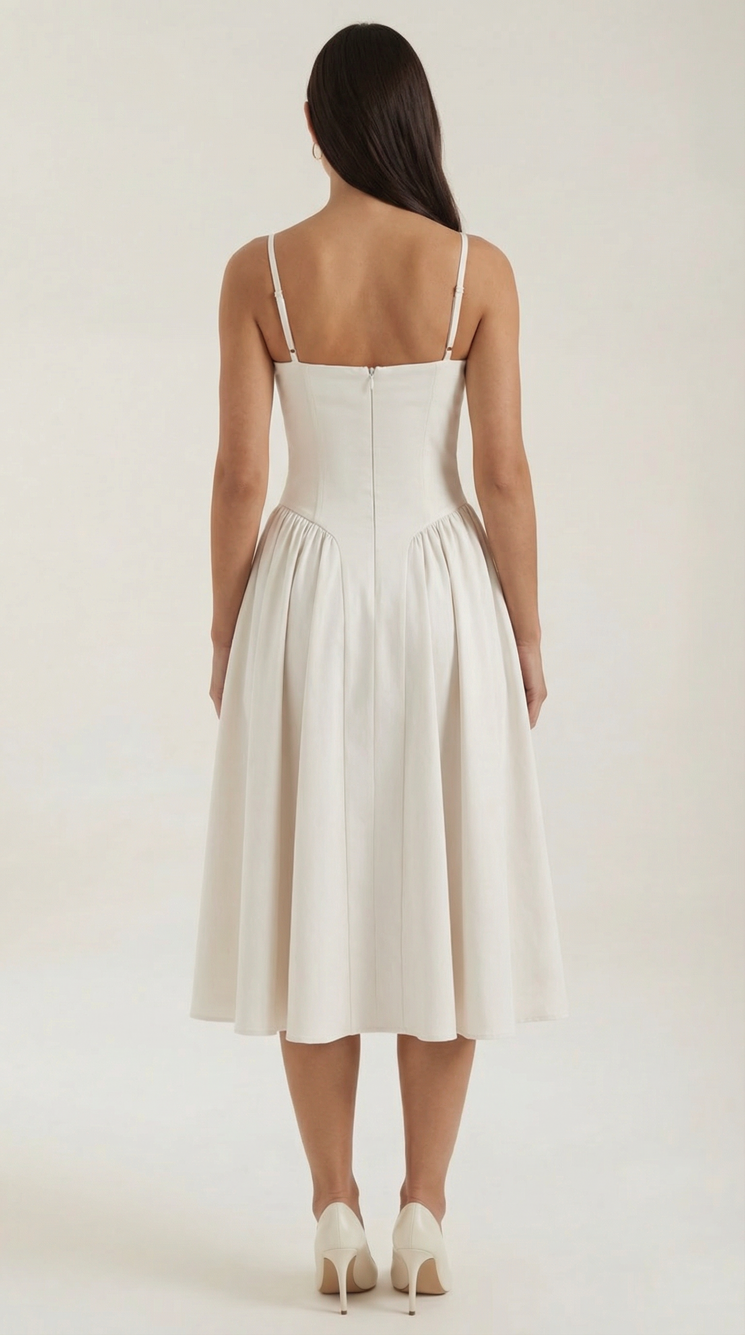 Odette | Elegancka sukienka midi z rozkloszowanym dołem i gorsetem