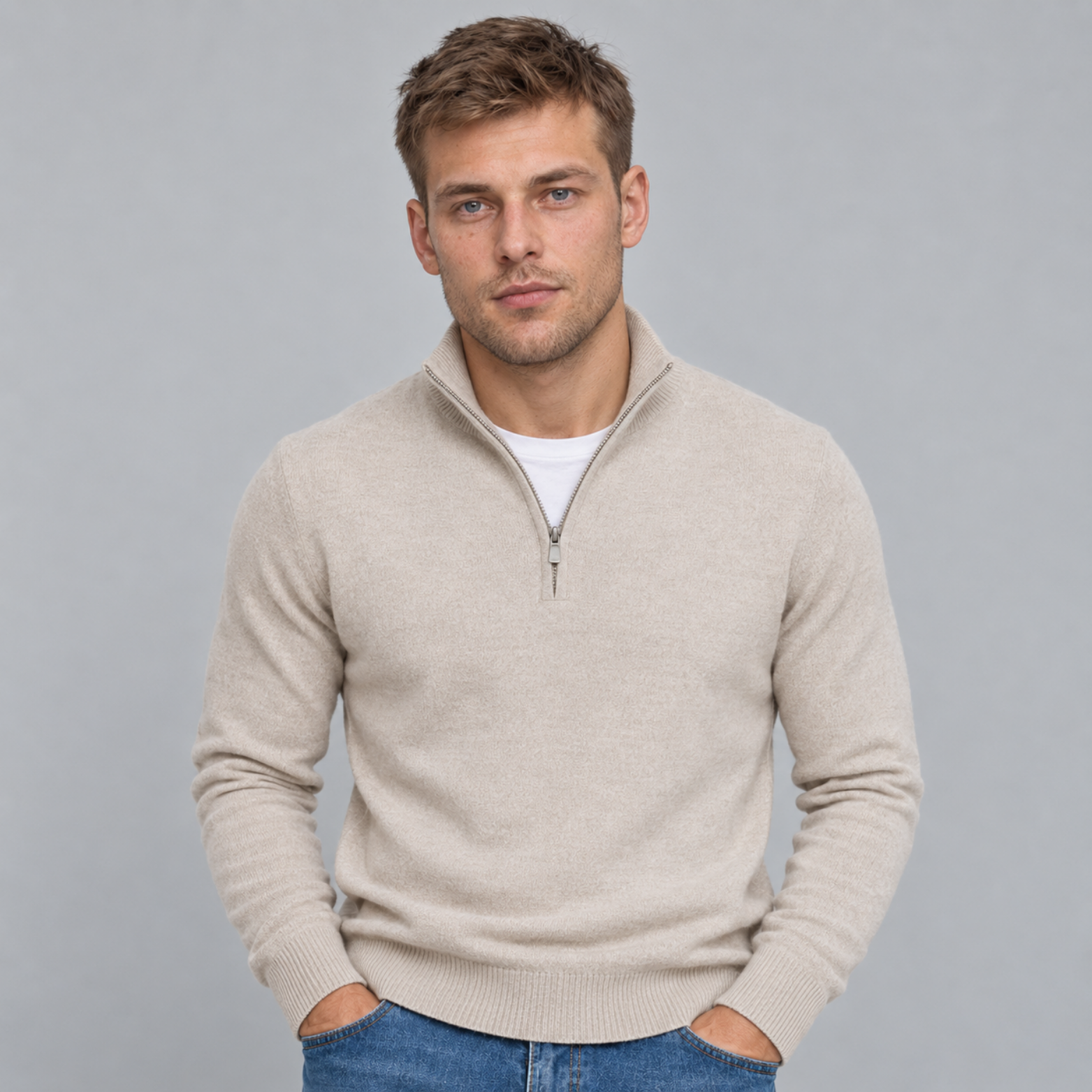 Henryk – Sweter męski z dekoltem w serek i zamkiem | Vento Moda