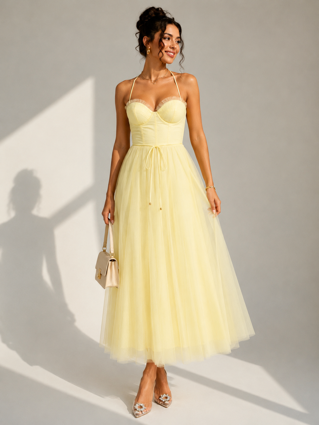 Elowina | Elegancka tiulowa sukienka midi z odkrytymi plecami i gorsetowym detalem