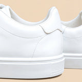 Marcel | Minimalistyczne białe sneakersy o ponadczasowym stylu