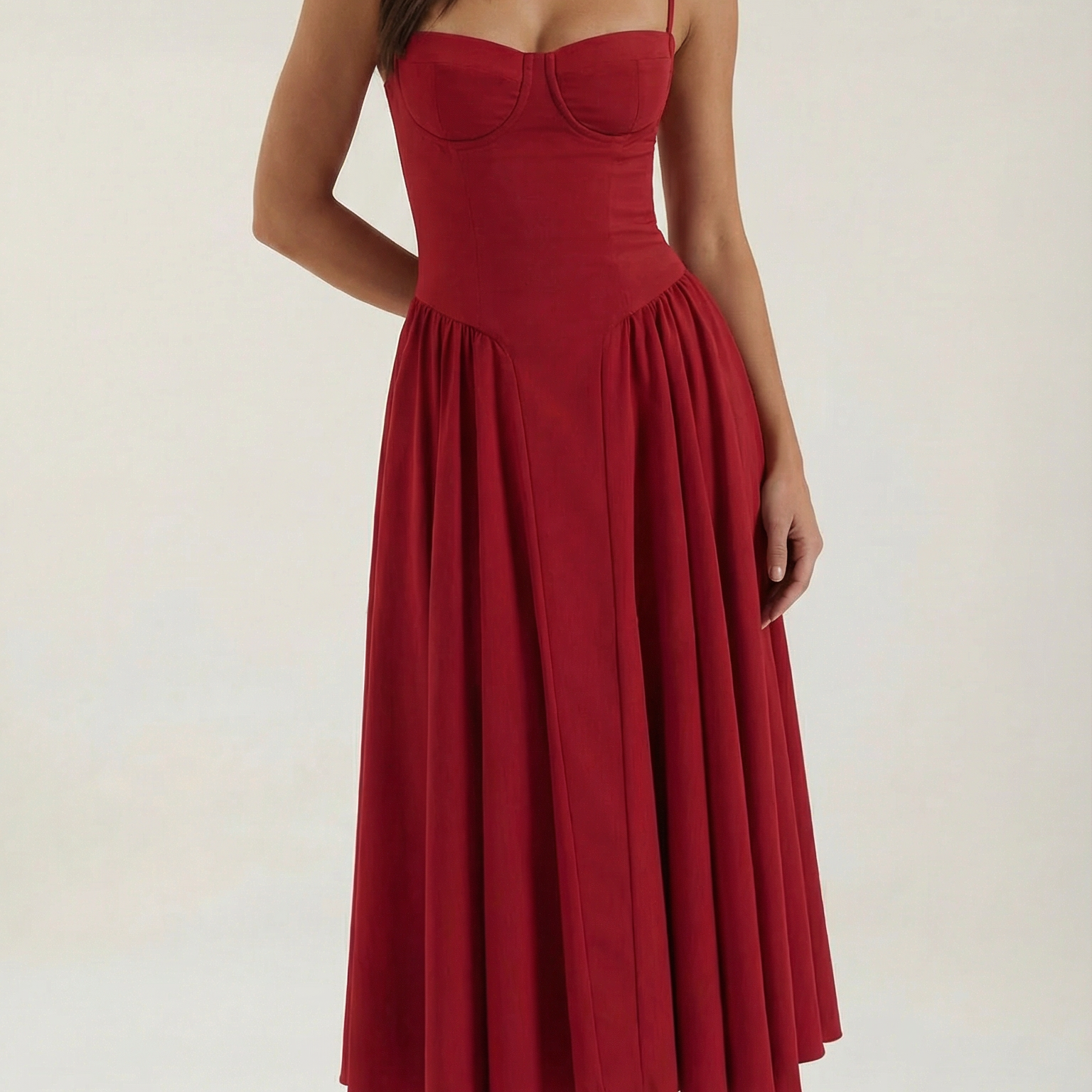 Odette | Elegancka sukienka midi z rozkloszowanym dołem i gorsetem
